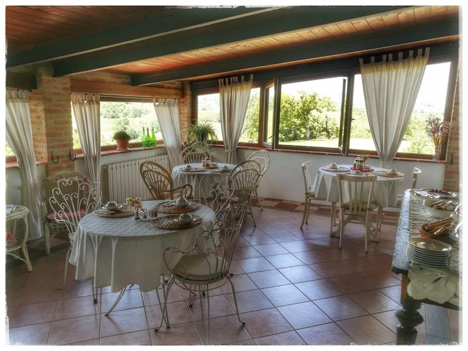 Il Poggio B&B San Damiano al Colle Dış mekan fotoğraf
