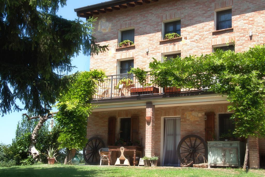 Il Poggio B&B San Damiano al Colle Dış mekan fotoğraf